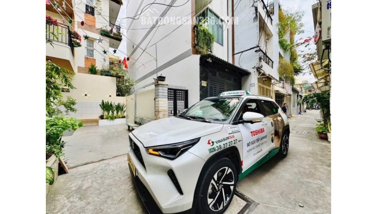 BÁN NHÀ PHÚ NHUẬN HXH 65M2 2 TẦNG NGANG 4.5M 3 PN ĐẸP SÁT MT THÍCH QUẢNG ĐỨC 7.85 TỶ.